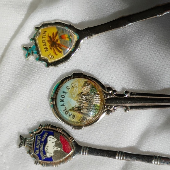 Lot of 16 Souvenir Spoons from US, Foreign Countries, Historical Events 🚀 - Picture 6 of 14